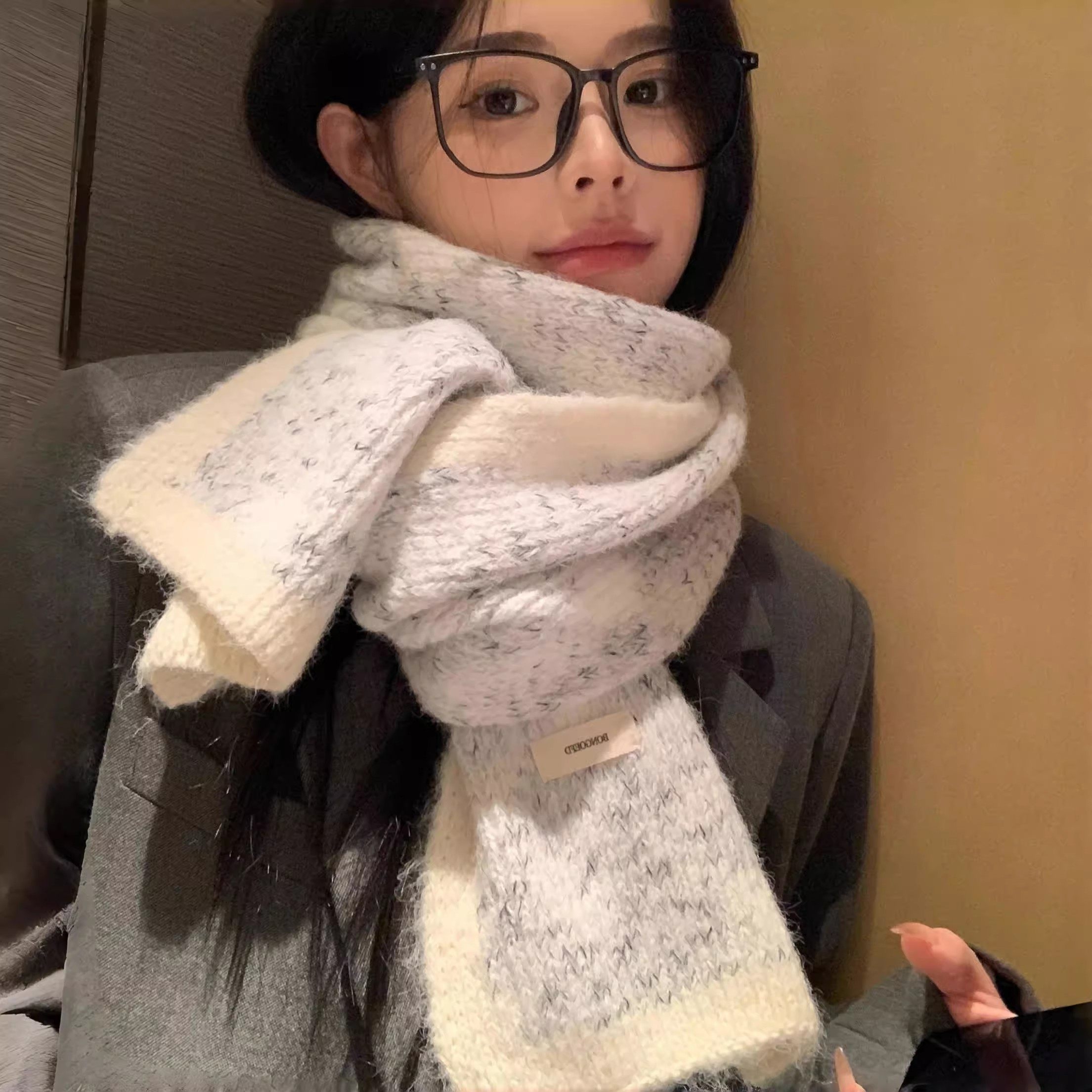 软糯针织韩系氛围感围巾女秋冬季2025新款加厚保暖拼色护颈围脖冬