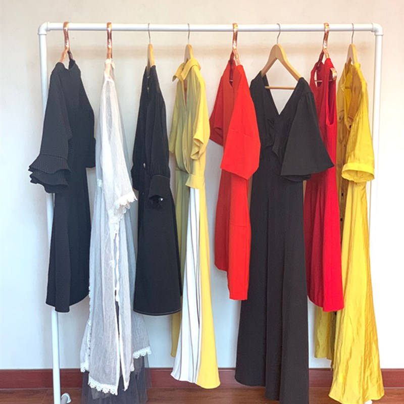 热销服装店衣架展示架落地架铁艺龙门架架水管货架带轮货架服装架