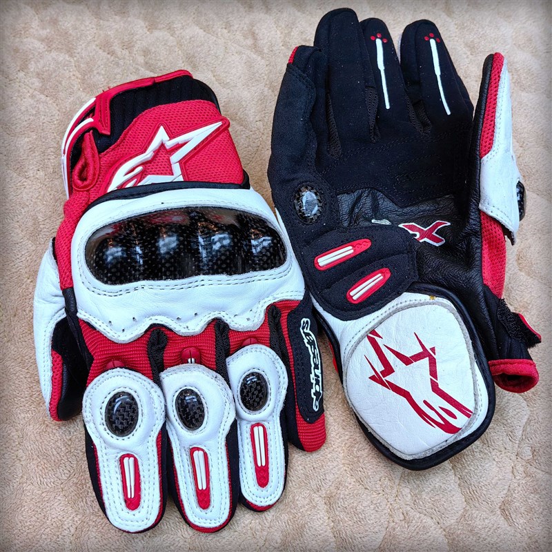 压弯SP-X春夏季透气真皮碳纤维摩托机车防摔仿赛车骑行手套跑山