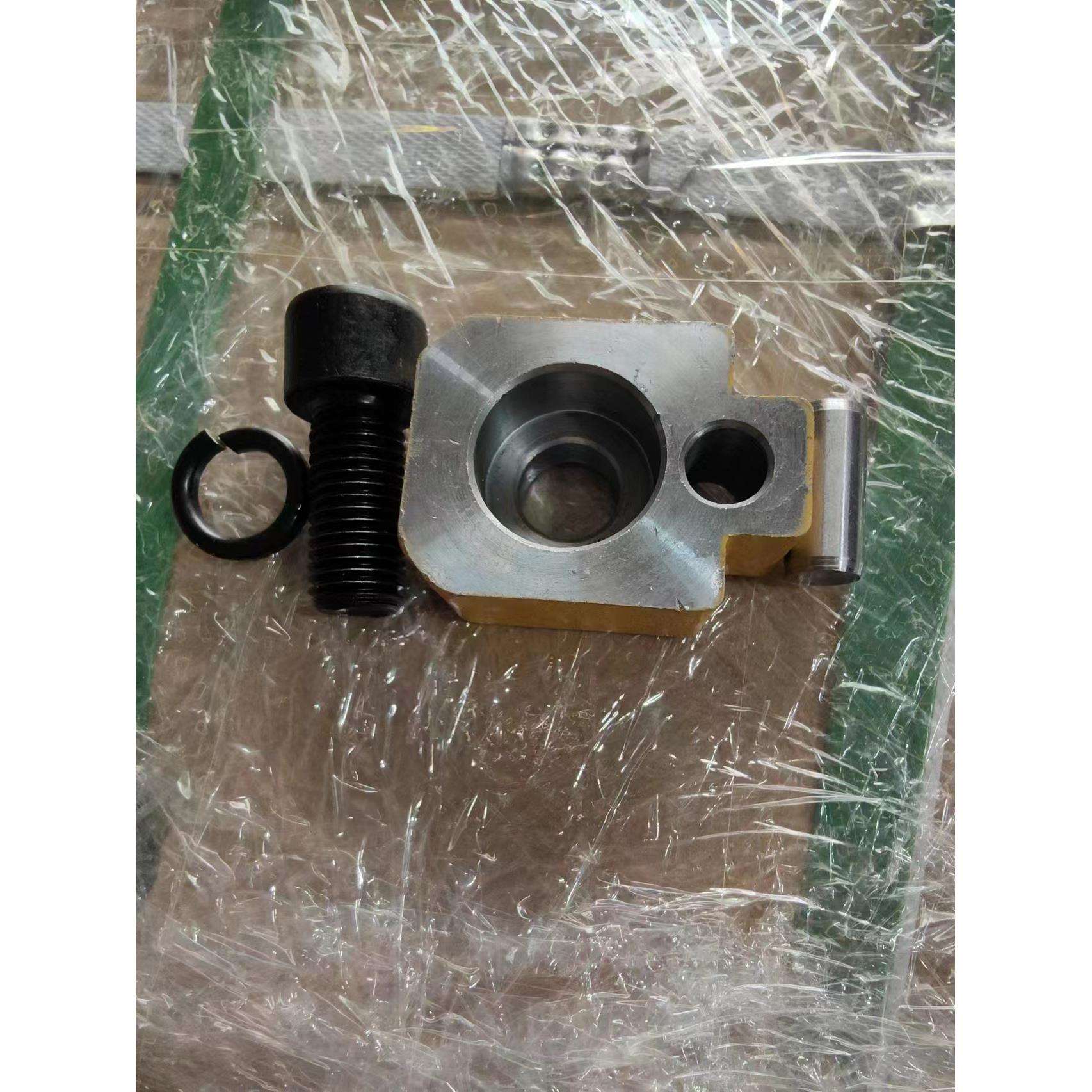 16Y-18-00012推土机SD160锁块锁板01252-71635螺栓定位销04020-01