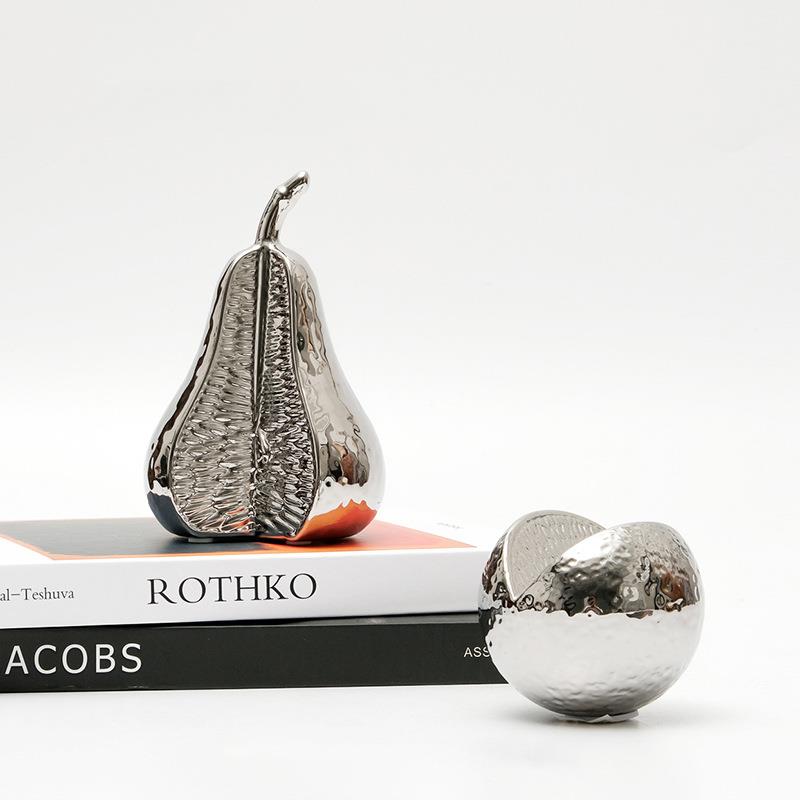 金色银色轻奢电镀陶瓷梨子橘子仿真水果样板房厨房桌面装饰品摆件