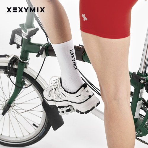 xexymix女后标LOGO薄款中筒袜