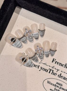 mmuse家-纯手工酷辣鳄鱼纹高级辣妹酷辣黑白鳄鱼纹法式边穿戴甲