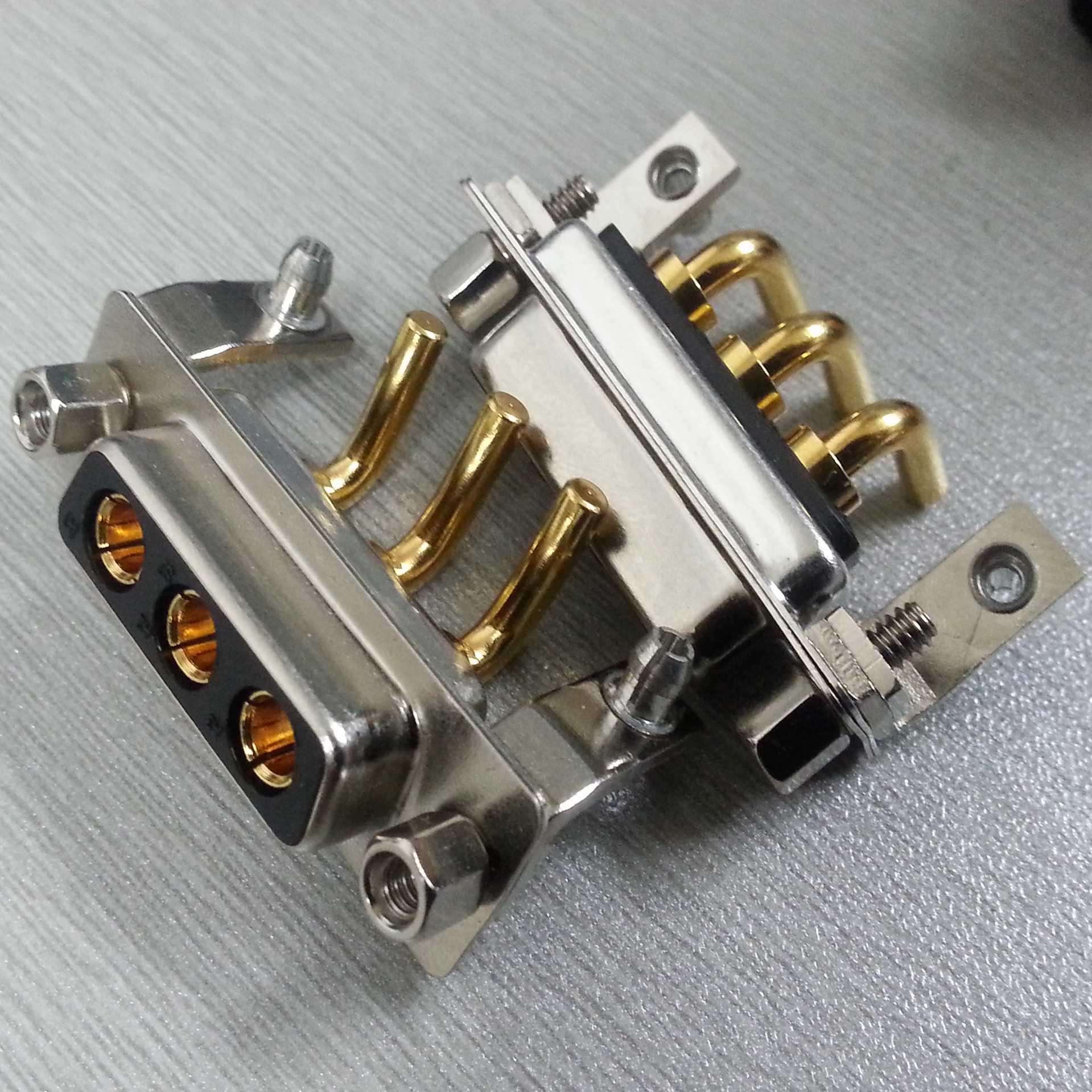 厂商直销大电流(3W3)工业电脑弯脚母头插座连接器 90度焊板母插头