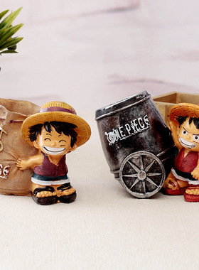 日式卡通路飞摆件可爱创意笔筒 学生礼品生日礼物办公室桌面摆件