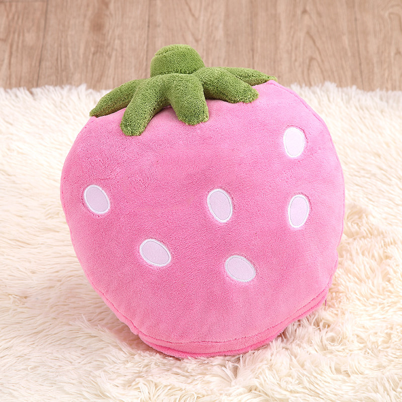 儿童抱枕可爱沙发靠垫布艺草莓小抱枕女生公主生日礼物毛绒玩具