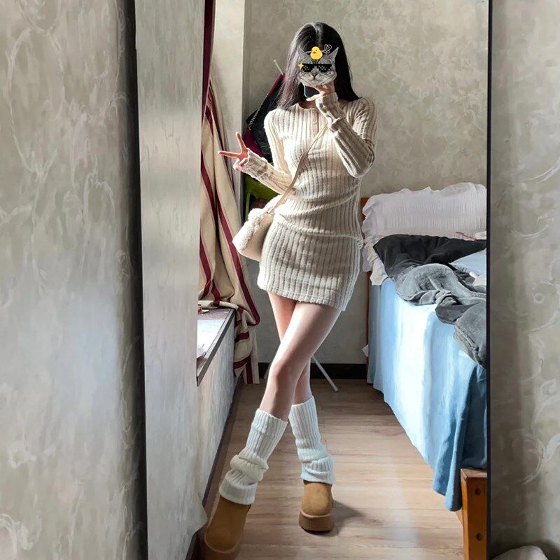 早春装2024新款今年流行漂亮内搭修身包臀连衣裙子女春秋小妈短裙