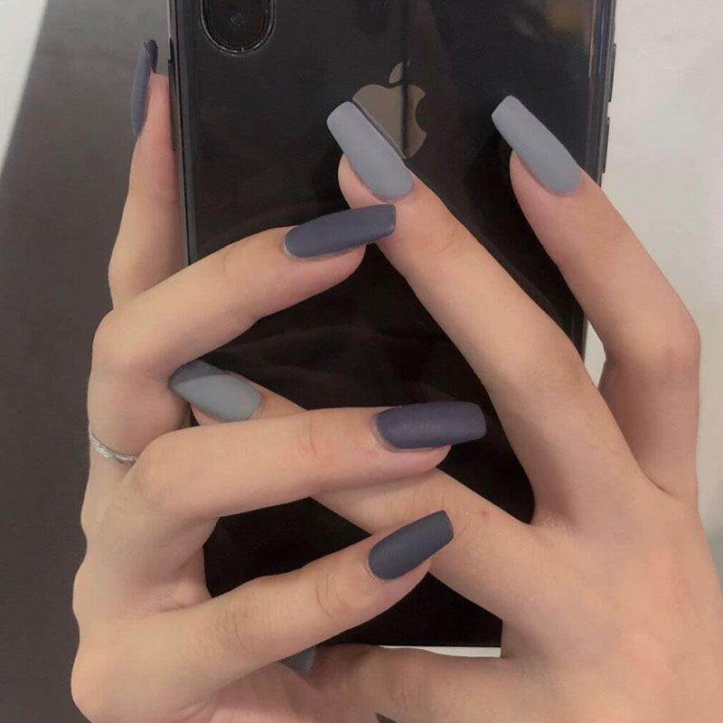 美甲成品高级感穿戴中长版贴指甲自粘假指甲贴片软款显手白可反复