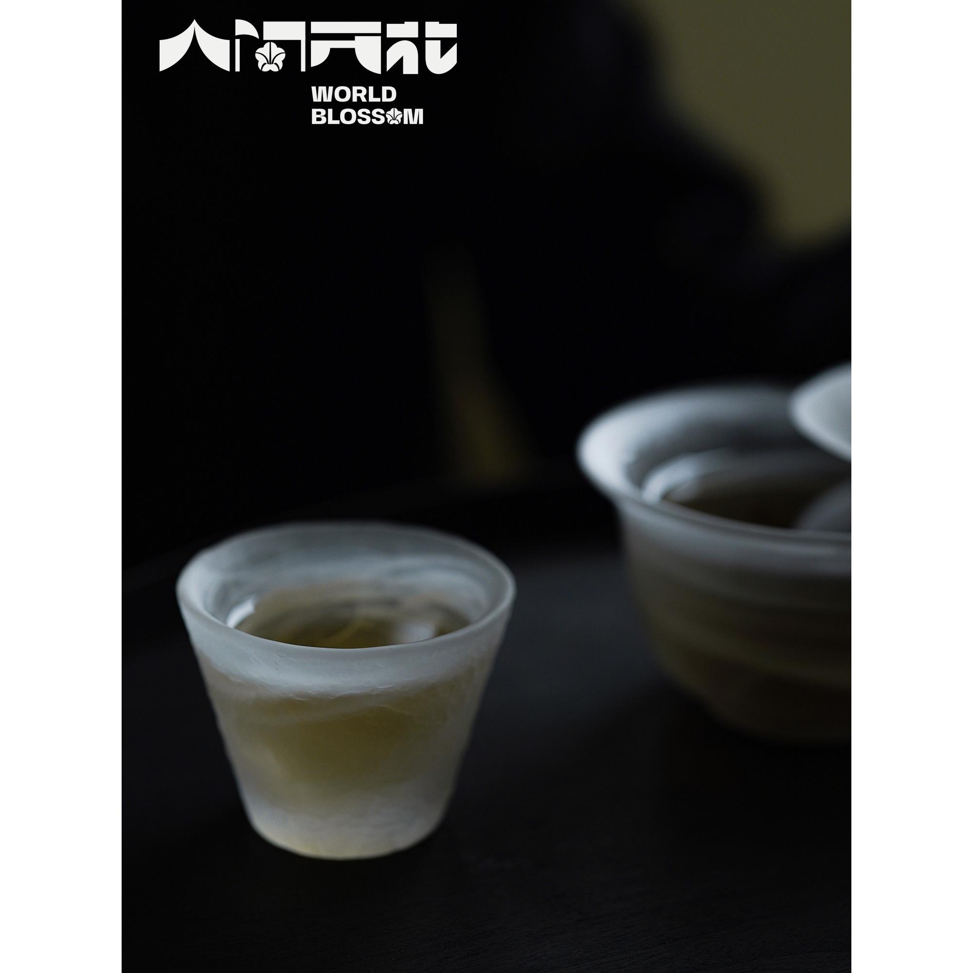 人间开花 原创家用白色云雾小茶杯茶具磨砂雾面感玻璃茶杯