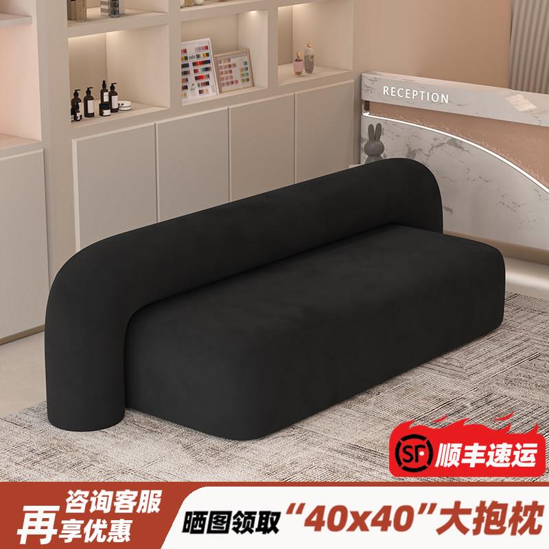 黑色直排双人沙发无扶手小户型服装店极窄美发店美容院休息区接待