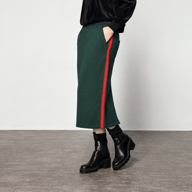 Keywearcloud奇威女装墨绿色条纹拼接半身裙女运动风