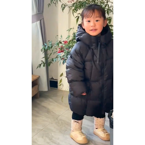 儿童白鸭绒保暖羽绒服