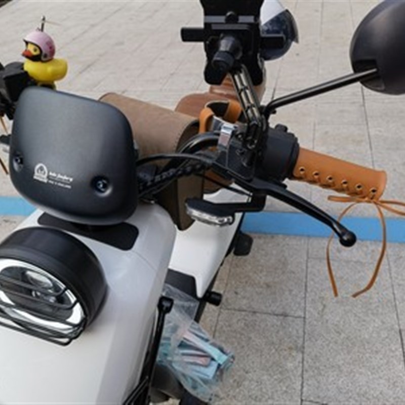 哈雷机车复古车把皮套小牛n1suqi电动车改装配件大全自行车通用