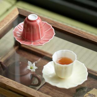 缤纷花瓣茶具德化白瓷单个带壶承色釉月光白桃花主人杯品茗杯家用
