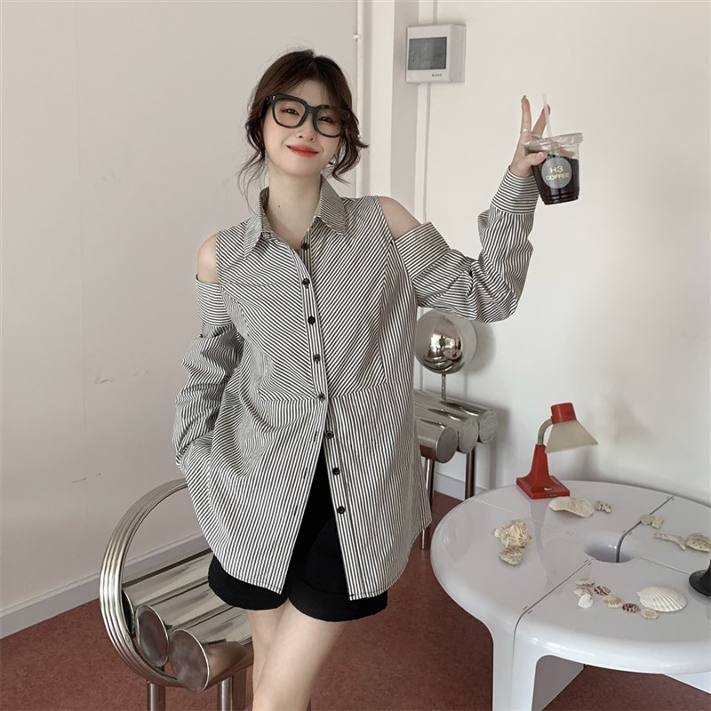 法式条纹挖肩长袖衬衫女夏季薄款漏肩衬衣设计感小众露肩上衣外套