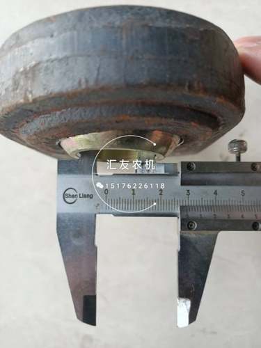 福田雷沃欧豹TA554 604 654 704 754 750大板头 眼球大臂头拉板头