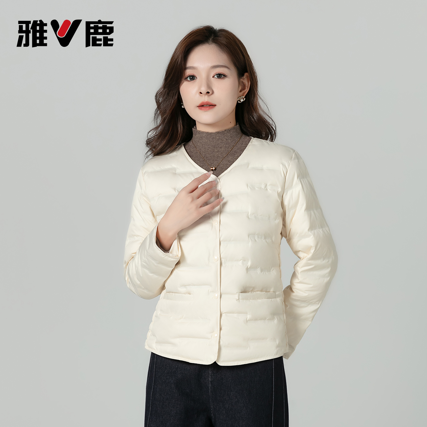 雅鹿V领轻薄羽绒内胆女