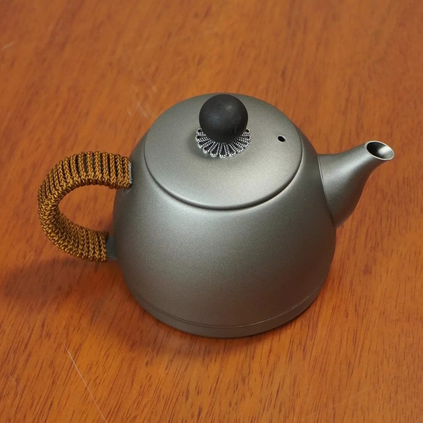 2026高端纯钛泡茶壶350ml耐高温家用短嘴壶家用小型煮茶茶具单壶图片