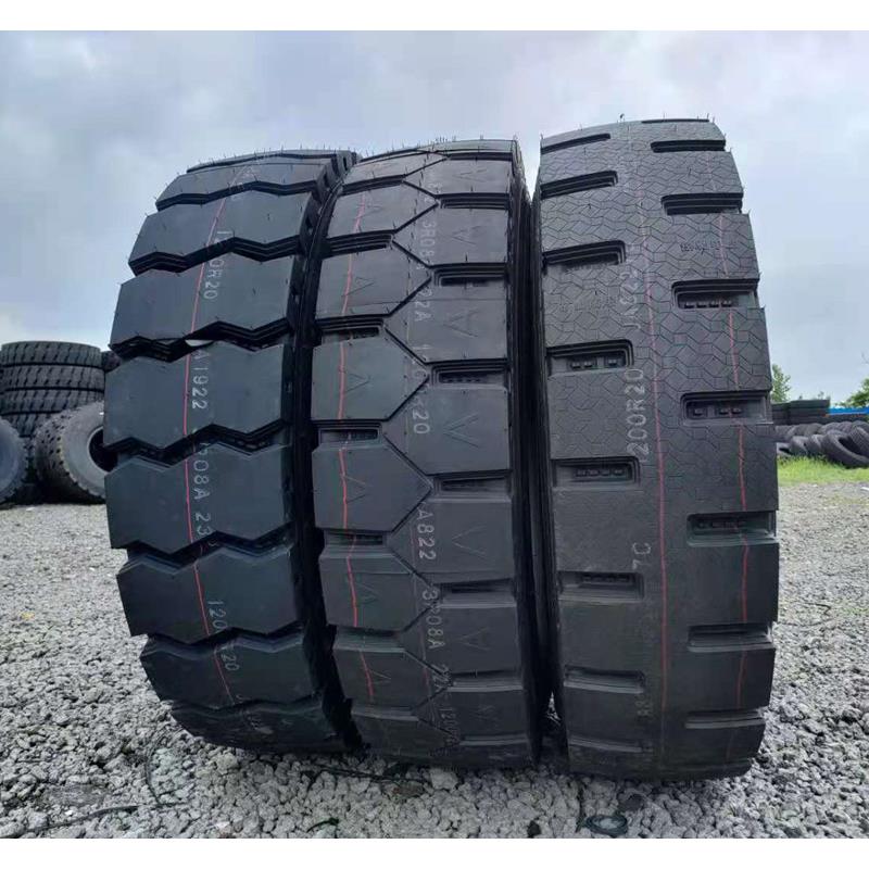 矿山防爆磨标1000/1100R20 1200R20重载加厚耐磨型货车全钢丝轮胎