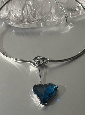 甜酷辣妹爱心吊坠项圈 小众设计师款气质百搭爱心锁骨链 颈炼潮