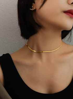 2023 Stainless Steel Snake Blade Necklace Golden Flat Chain