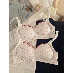 六只兔子甜美爱心内衣女小胸聚拢无钢圈舒适学生透气三角杯文胸罩