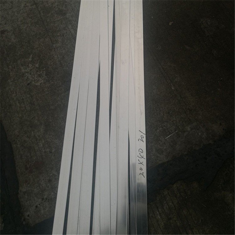 304不锈钢双面抛光面扁钢条扁条扁铁20*2.0mm6米/支可打孔圆边