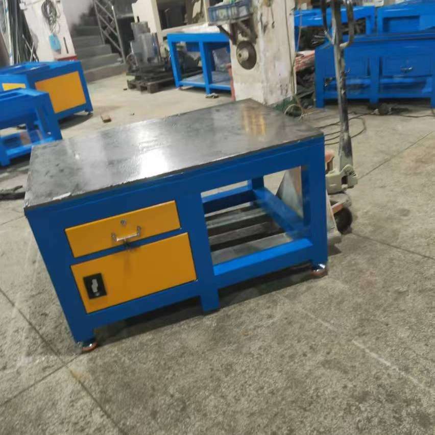 模具拆卸组装钳工工作台 加厚钢板工作台 虎钳工作台 飞模台