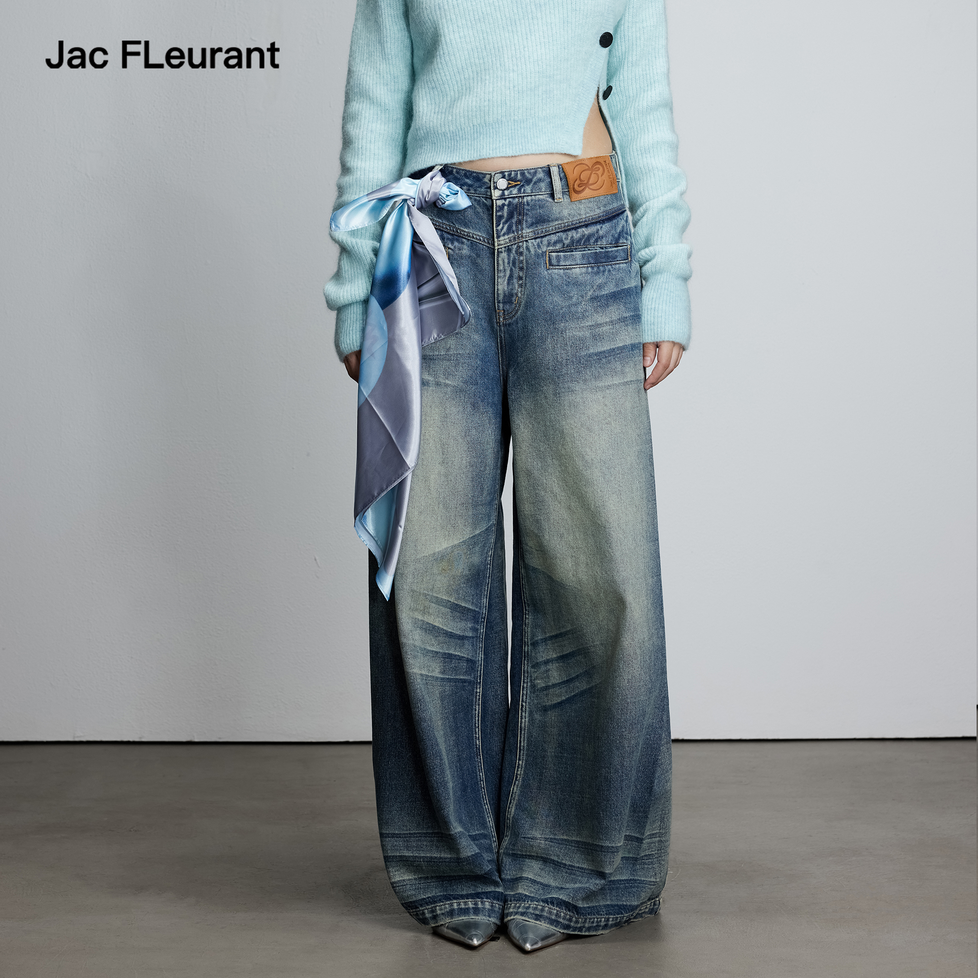 JAC FLEURANT2025新品蓝色水洗立体猫须侧边褶裥宽松阔腿牛仔裤