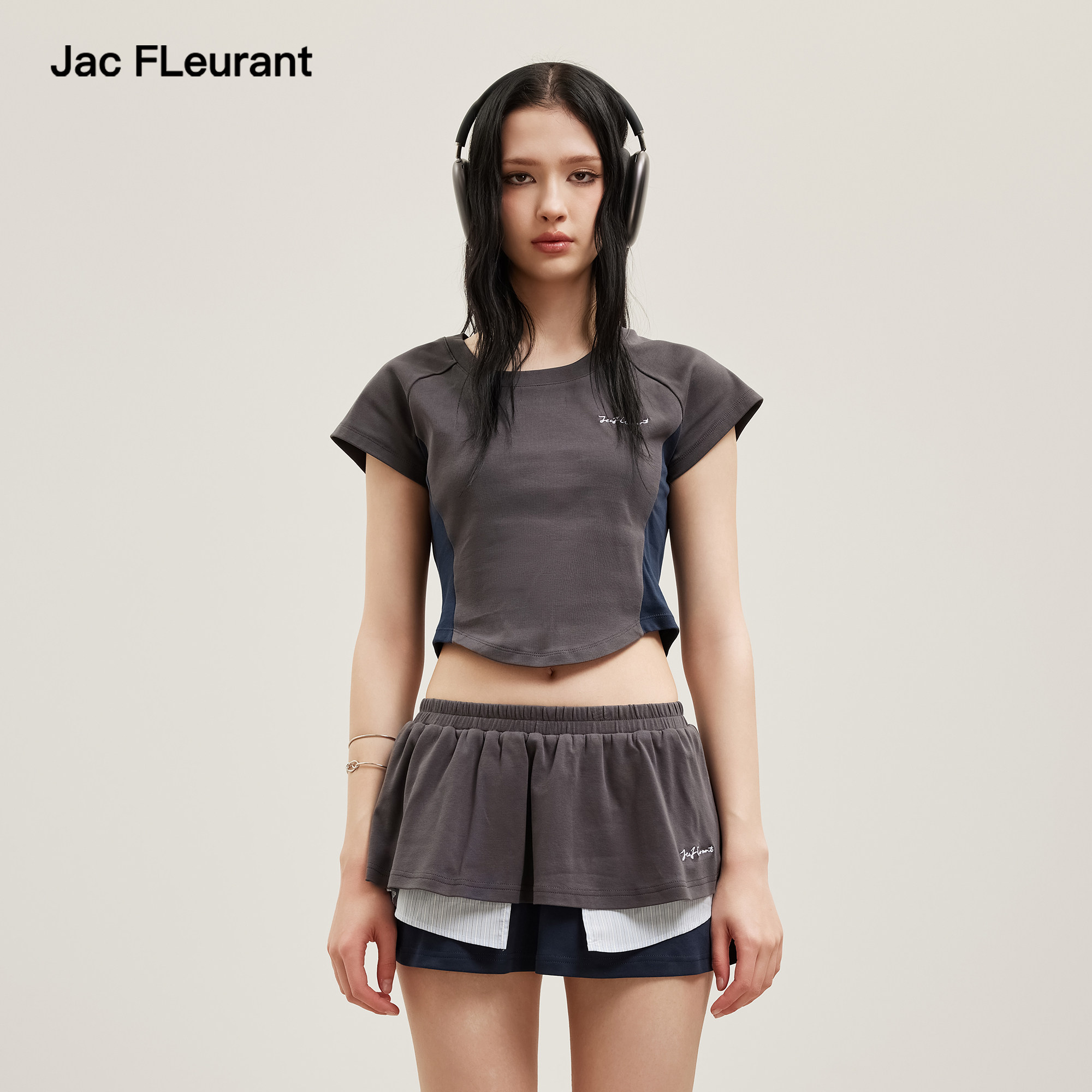 JAC FLEURANT2026夏季新款灰蓝拼色短袖T恤女拼接撞色短裤裙套装图片