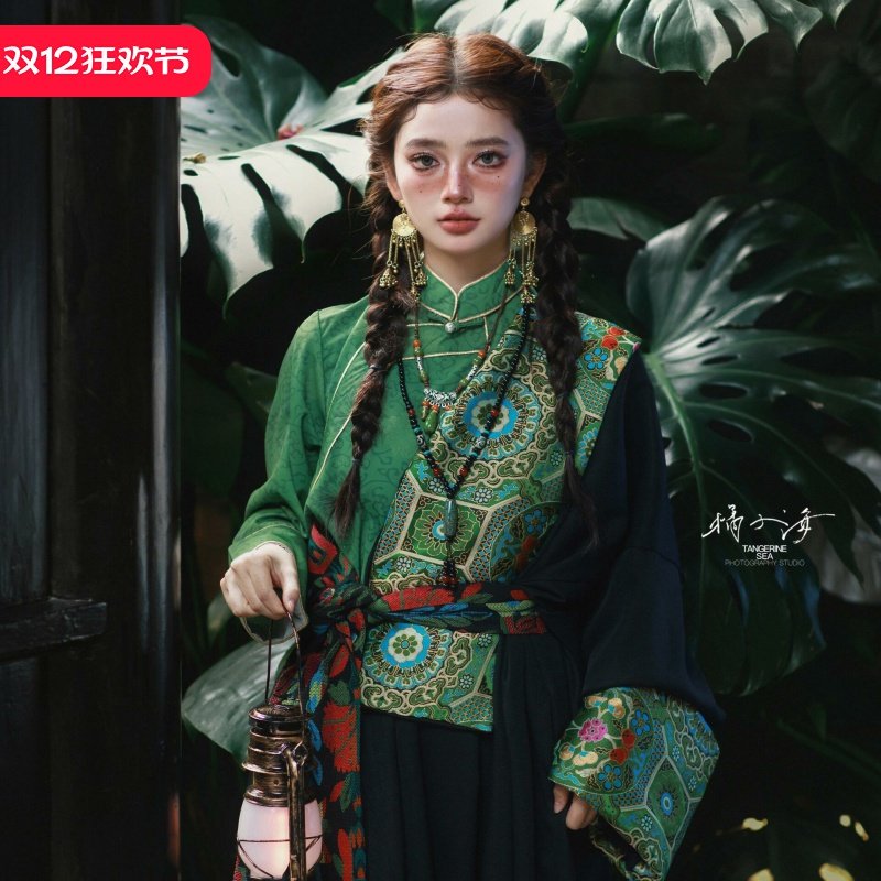 藏族服装女西藏少数民族写真服饰藏袍演出服拉萨藏民服装秋冬季节