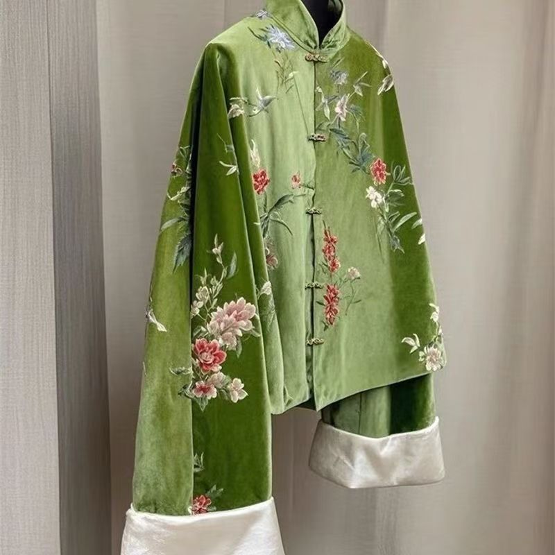 一袭汉服惊艳时光古韵自来