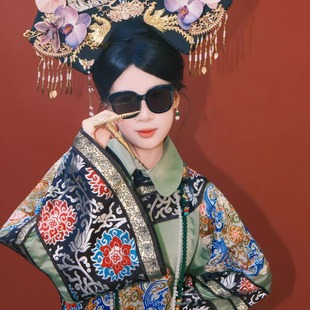 北京故宫满族吉服甄嬛贵妃皇后娘娘斜襟晚清格格宫廷复古风绿色