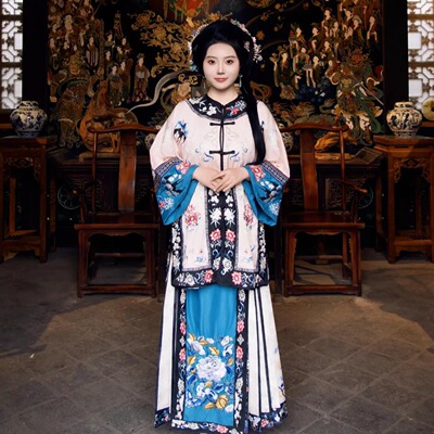 【热门高端】万针刺绣宫廷套装