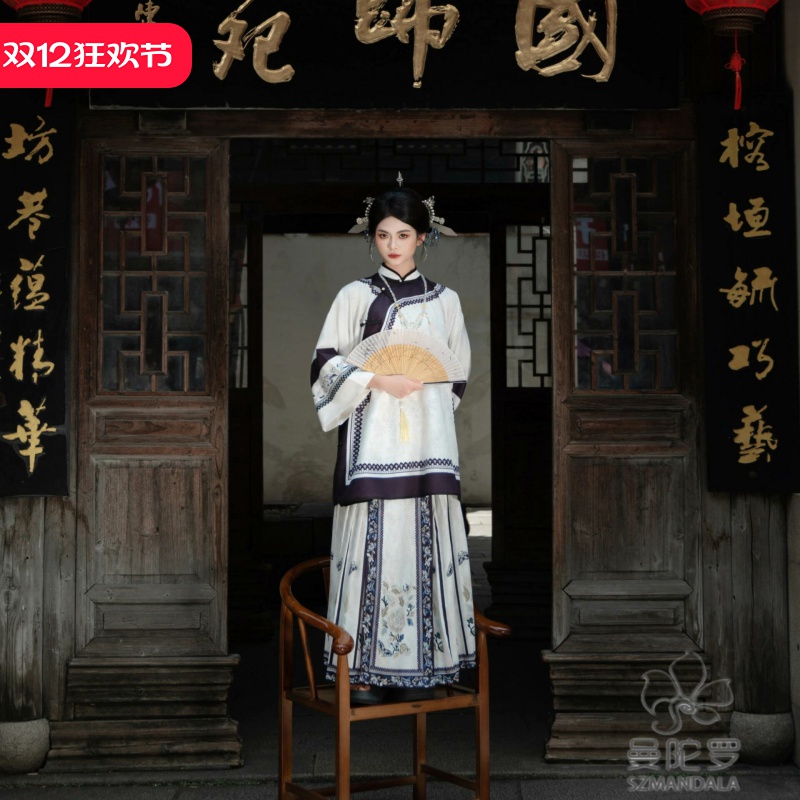 一袭汉服惊艳时光古韵自来