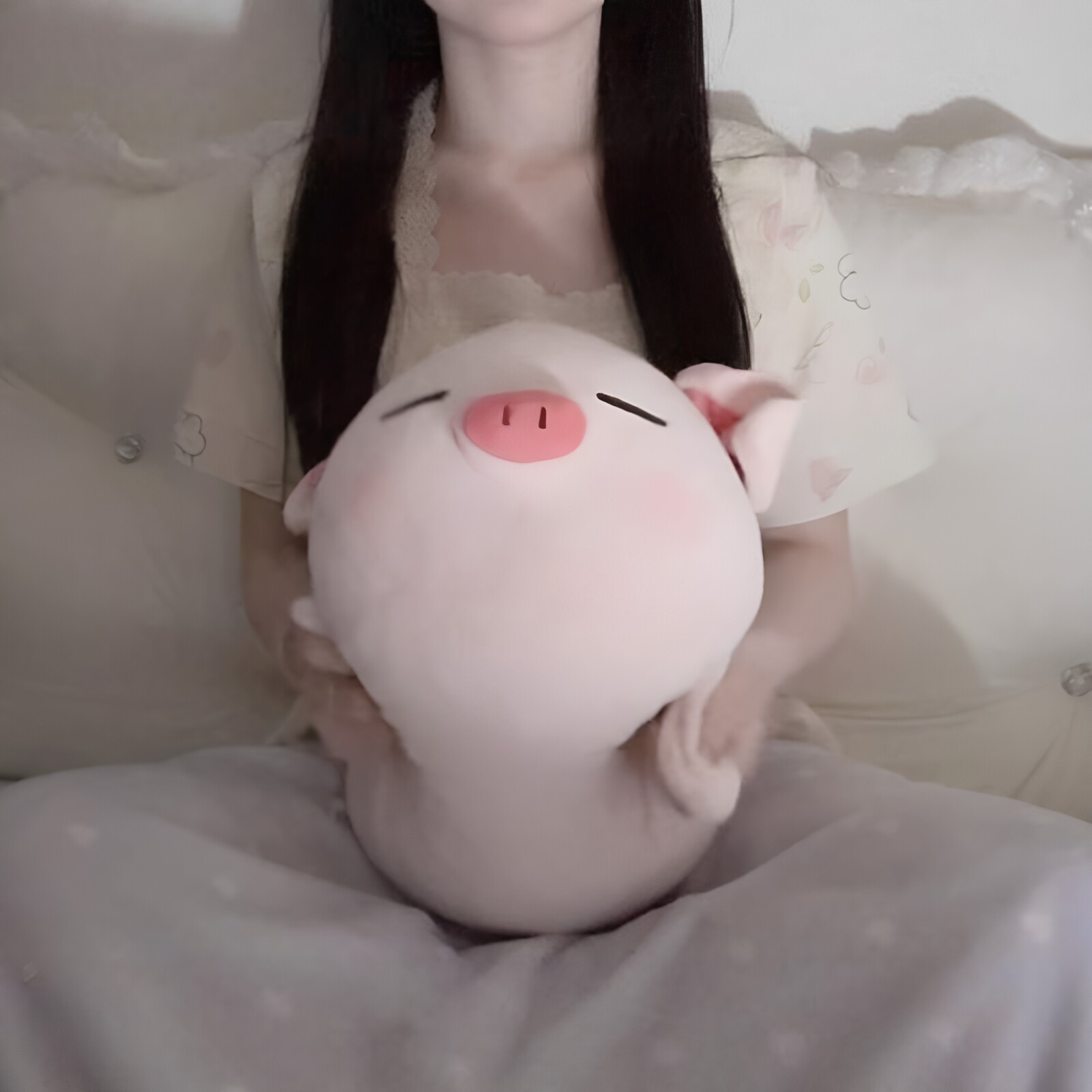 小猪玩偶BoBo猪公仔眯眯眼小猪陪睡抱枕毛绒陪伴安抚玩具生日礼物