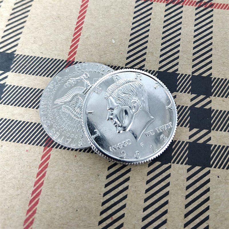 蝴蝶币磁性弹力硬币穿玻璃魔术道具震撼近景刘谦春晚硬币穿桌子