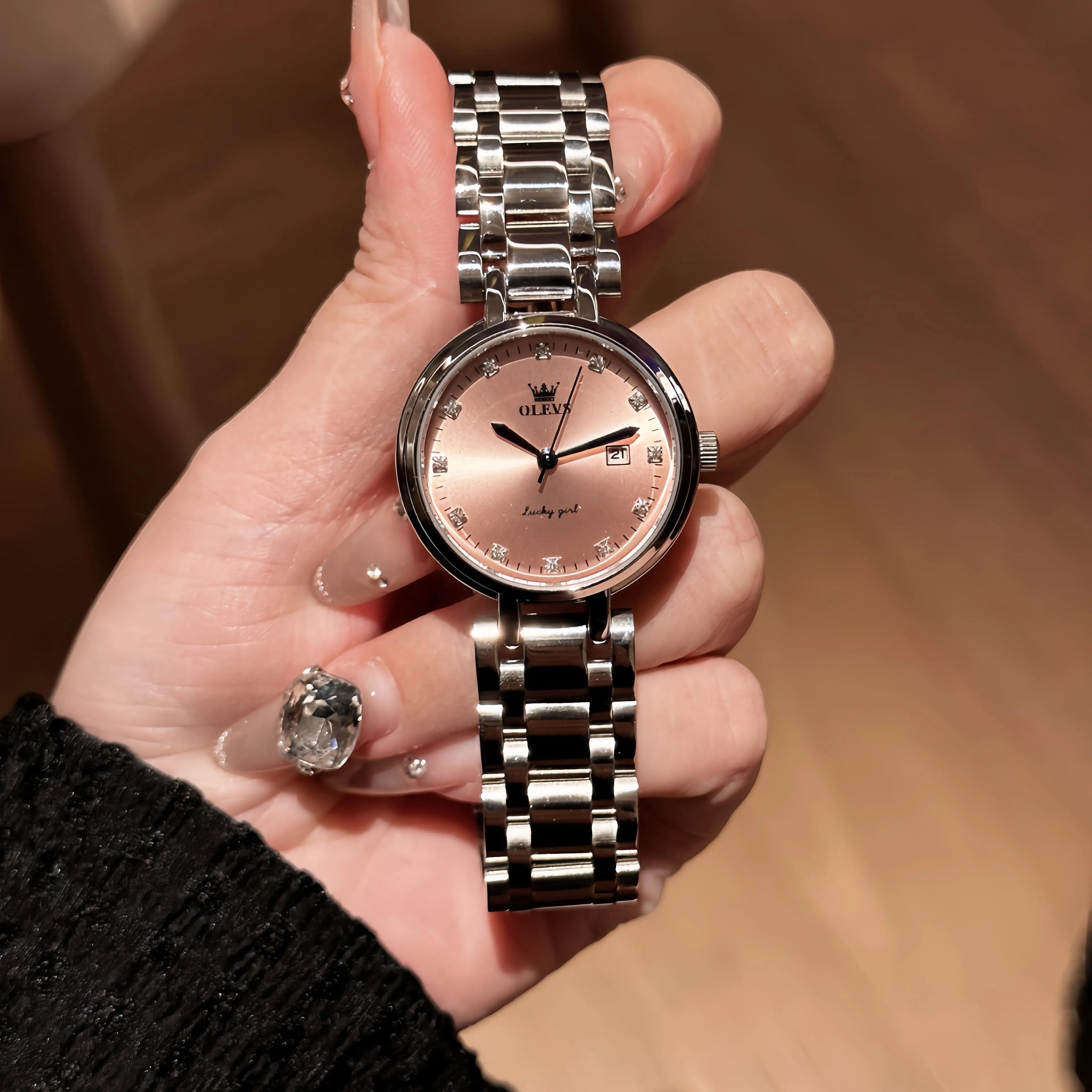 欧利时手表女士轻奢小众百搭女表品牌正品防水碎冰粉石英腕表5575