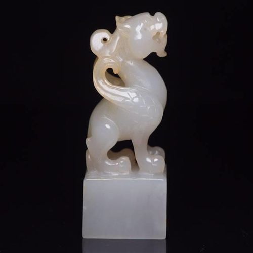 一口价 新疆和田玉 老料 雕刻瑞兽印章 摆件 包邮