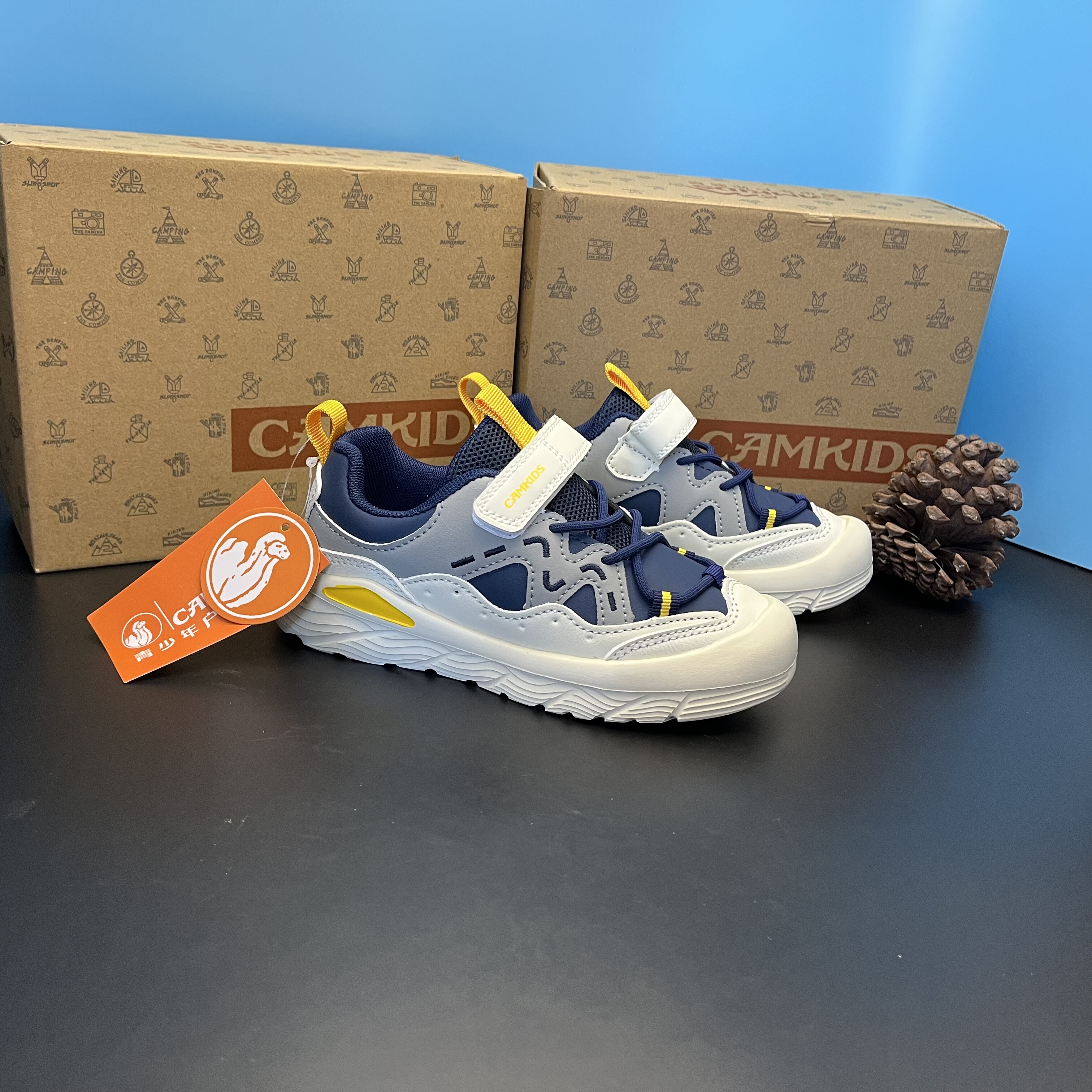 商场撤柜CAM男童运动鞋秋款8589新款网面皮面透气防滑软儿童跑步
