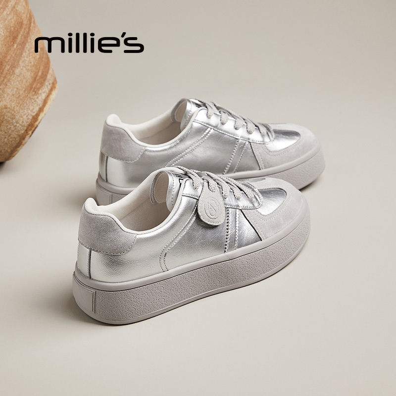 顺丰包邮日常通勤百搭舒适板鞋