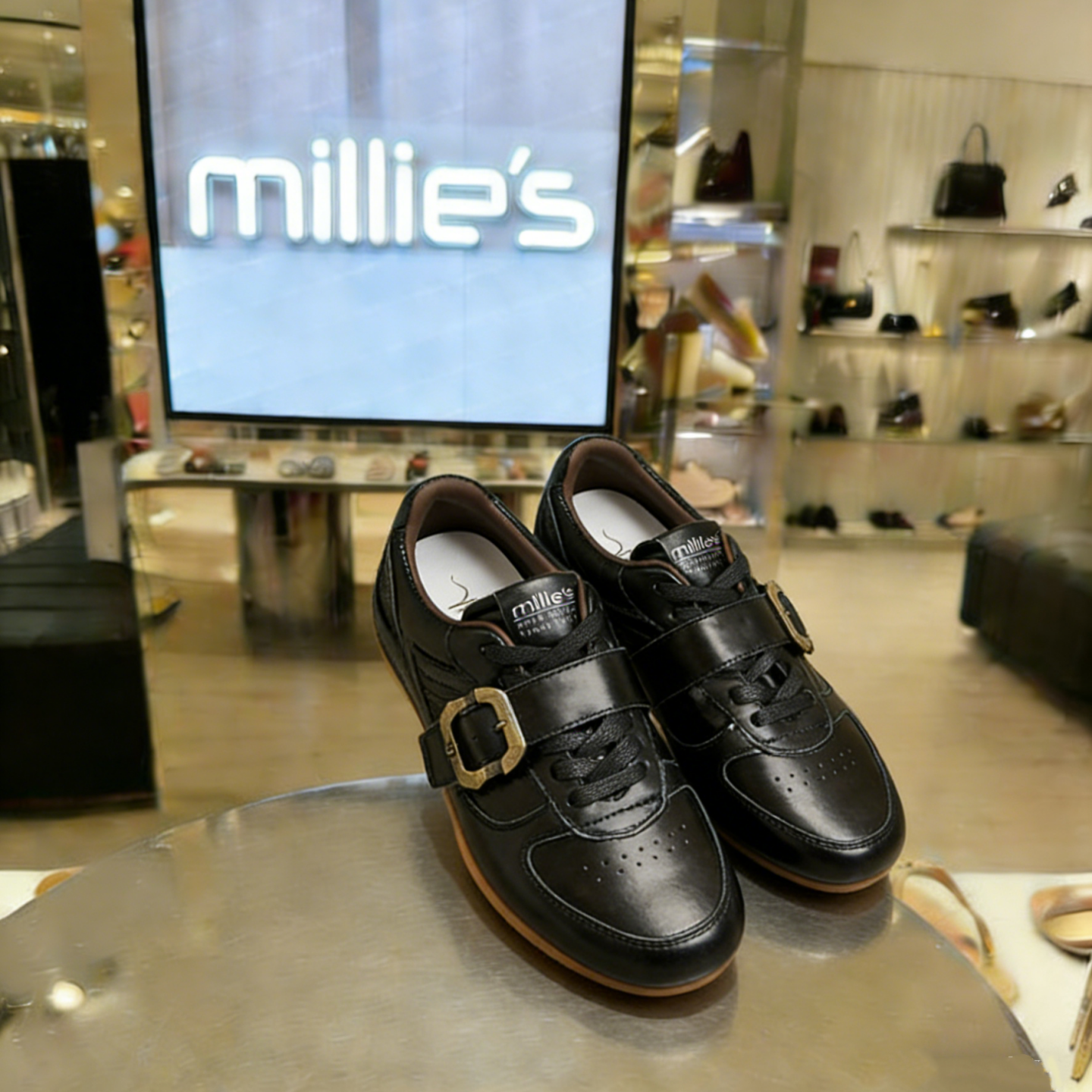 MILLIE'S/妙丽真皮德训鞋女黑色搭扣复古休闲阿甘鞋专柜款