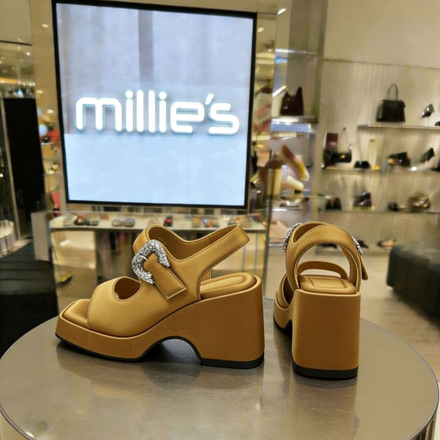 MILLIE'S/妙丽水钻一字带厚底凉鞋夏季增高不累脚高跟女鞋专柜款