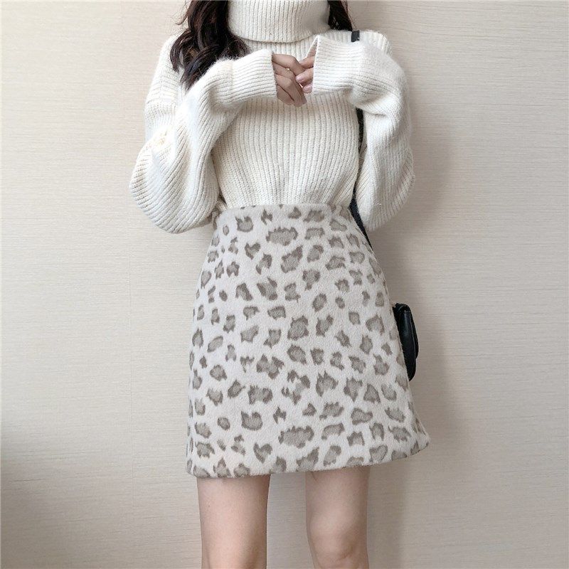 豹纹半身裙女秋冬大码高腰毛呢短裙胖mm复古百搭包臀a字裙子200斤