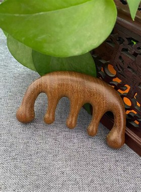 金丝绿檀按摩梳五齿头部经络木梳 小青蛙眼刮按摩檀木梳海豚按摩