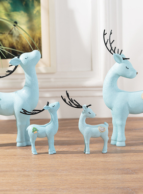 北欧现代简约软装家居装饰品客厅酒柜电视柜摆件创意鹿马结婚礼物