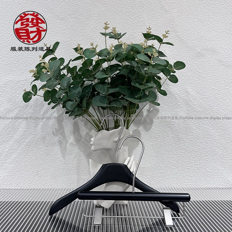 服装店专用儿童烤漆黑色衣架榉木实木裤夹架防滑定制logo高档衣撑