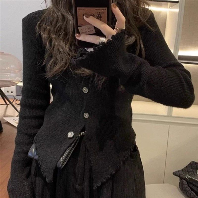 V领木耳边针织开衫女秋冬设计感大码显瘦内搭喇叭袖毛衣外套上衣,女装/女士精品,毛针织衫,淘宝优惠券,粉丝福利购,淘宝优惠卷