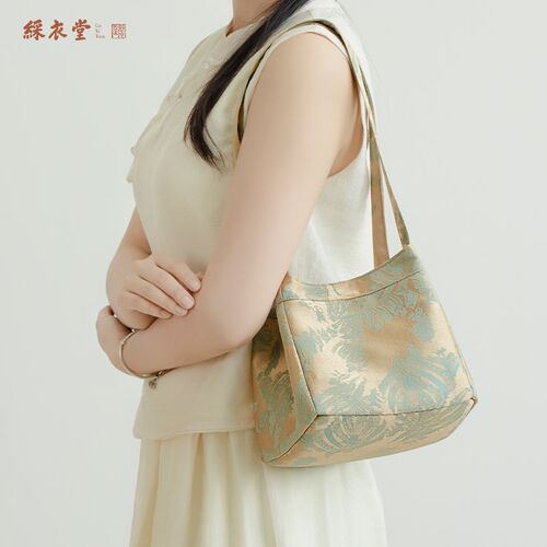 彩衣堂国风复古芭蕉中式水桶手提拎单肩大容量旗袍汉服包女