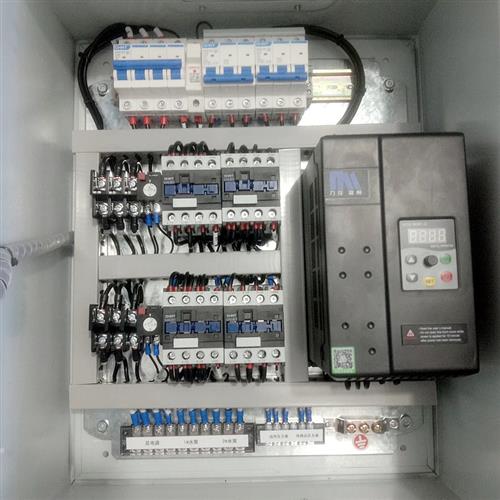 变频恒压供水控制箱水泵一备一用稳压远传压力表缺水保护配电箱柜